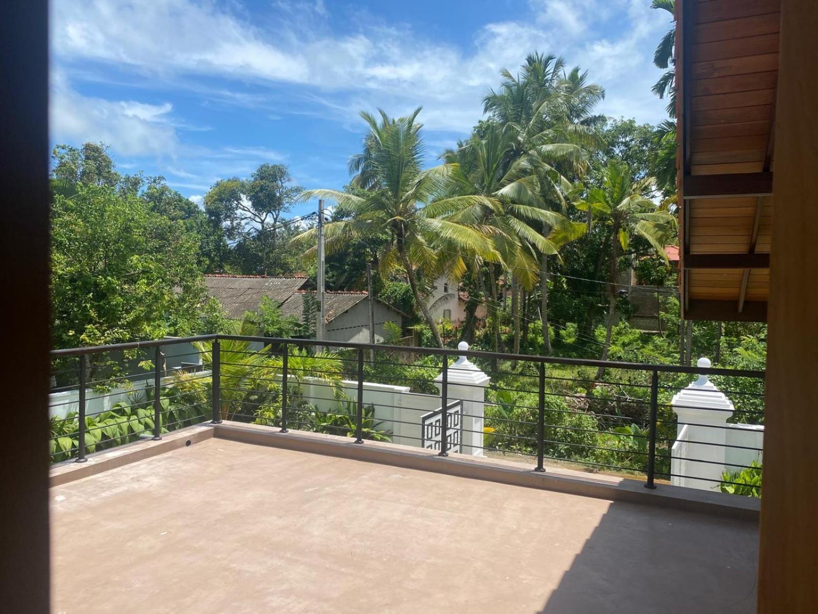 Star Light Tropical Villa Bentota Exterior foto